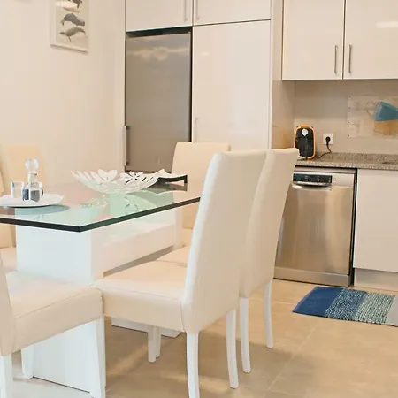 Holidays Marginal Daire Nazaré