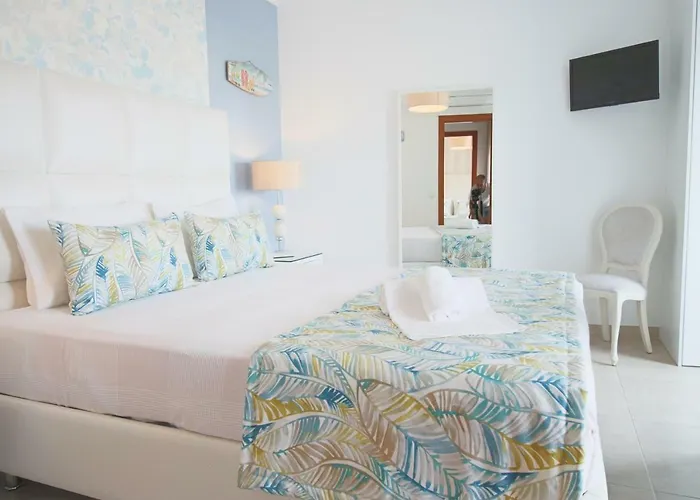 Holidays Marginal Apartamento Nazaré
