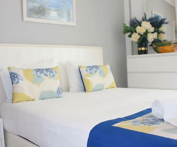 Holidays Marginal