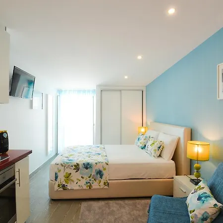 Holidays Marginal * Назаре