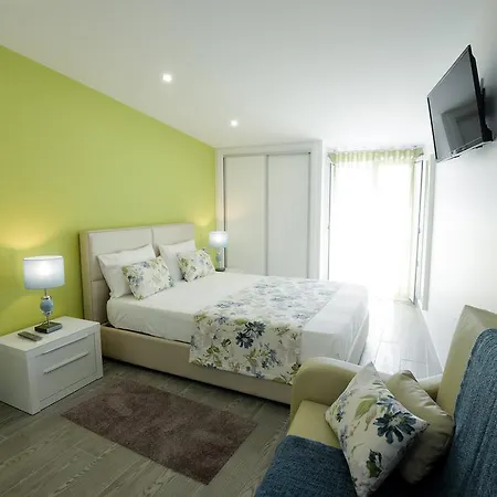 Holidays Marginal Apartament *