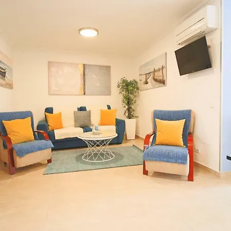 Holidays Marginal Апартаменты