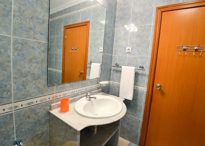 Holidays Marginal * נאזרה