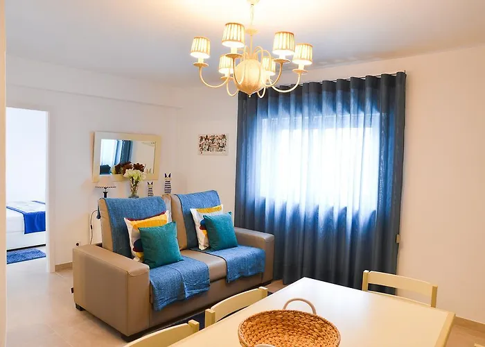 Holidays Marginal נאזרה