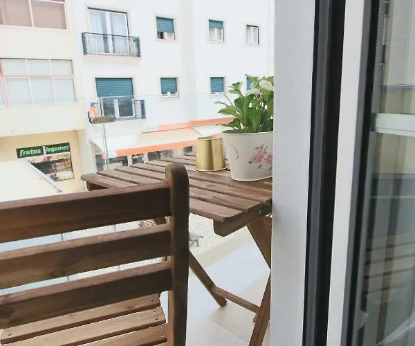 Holidays Marginal Apartamento Nazaré